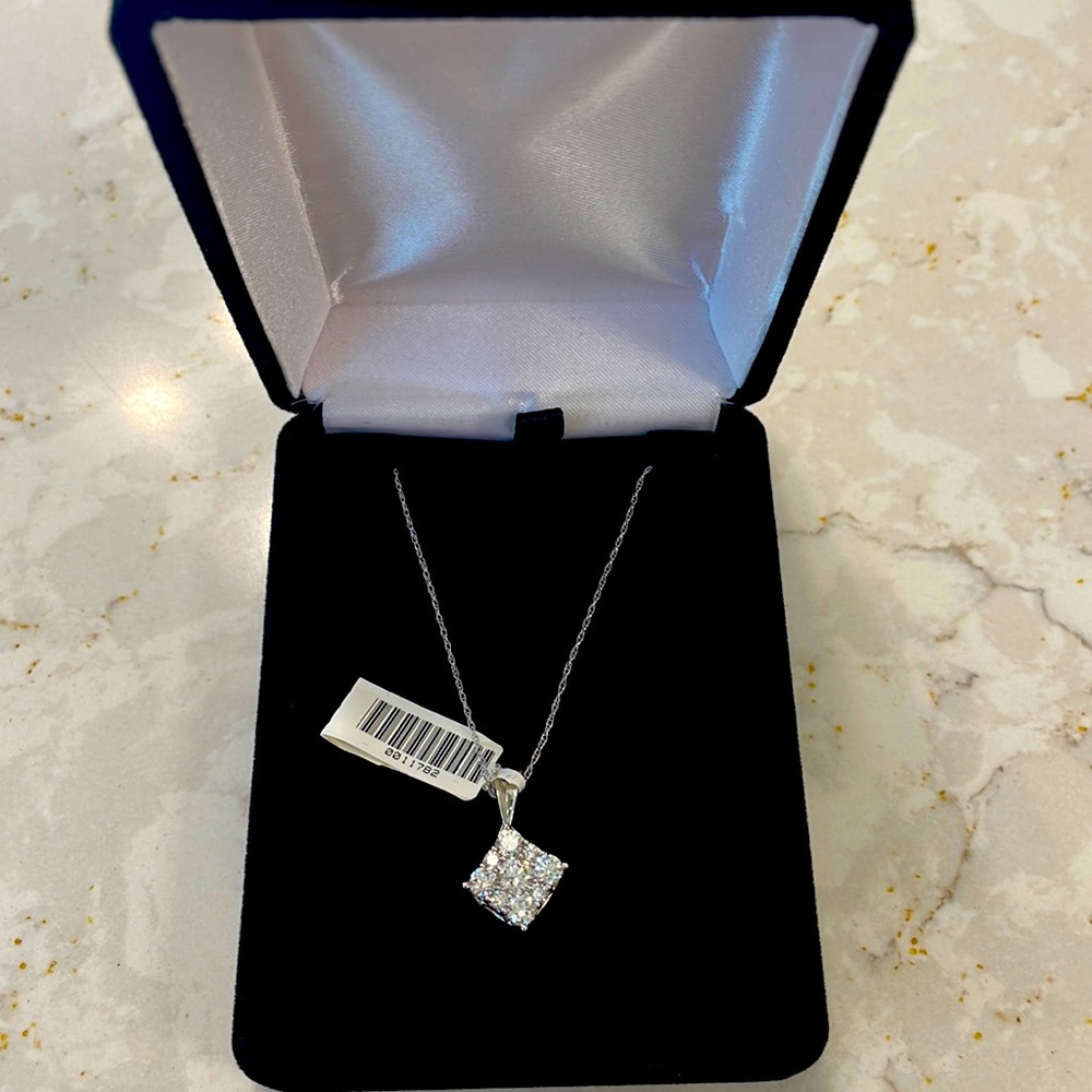 Diamond necklace, white gold. New. Price way below cost, amazing deal!!! - Picture 5 of 8